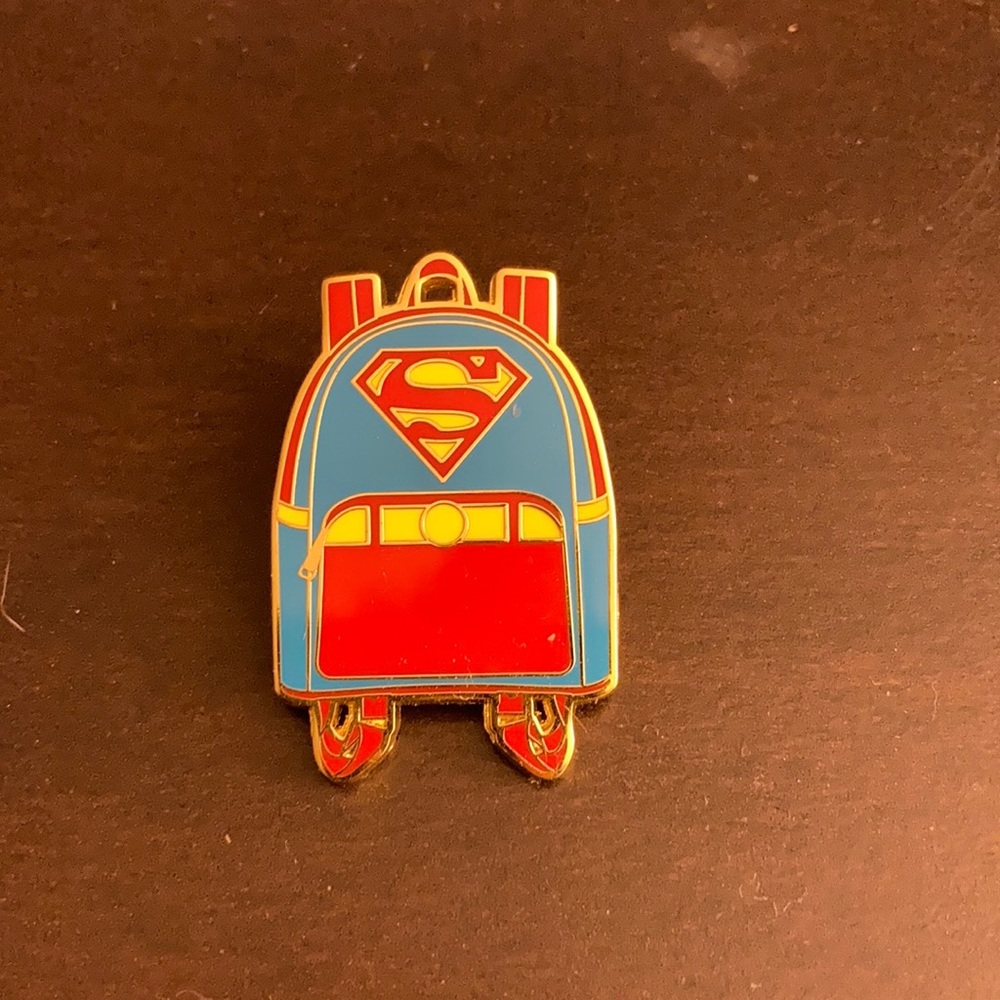Superman Lougefly Pin